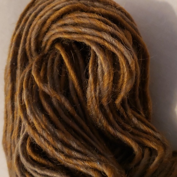 Baby Alpaca Skein - Picture 2 of 4
